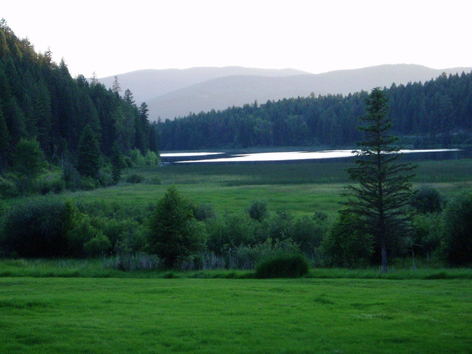 Вилла Bar W Guest Ranch Уайтфиш Экстерьер фото